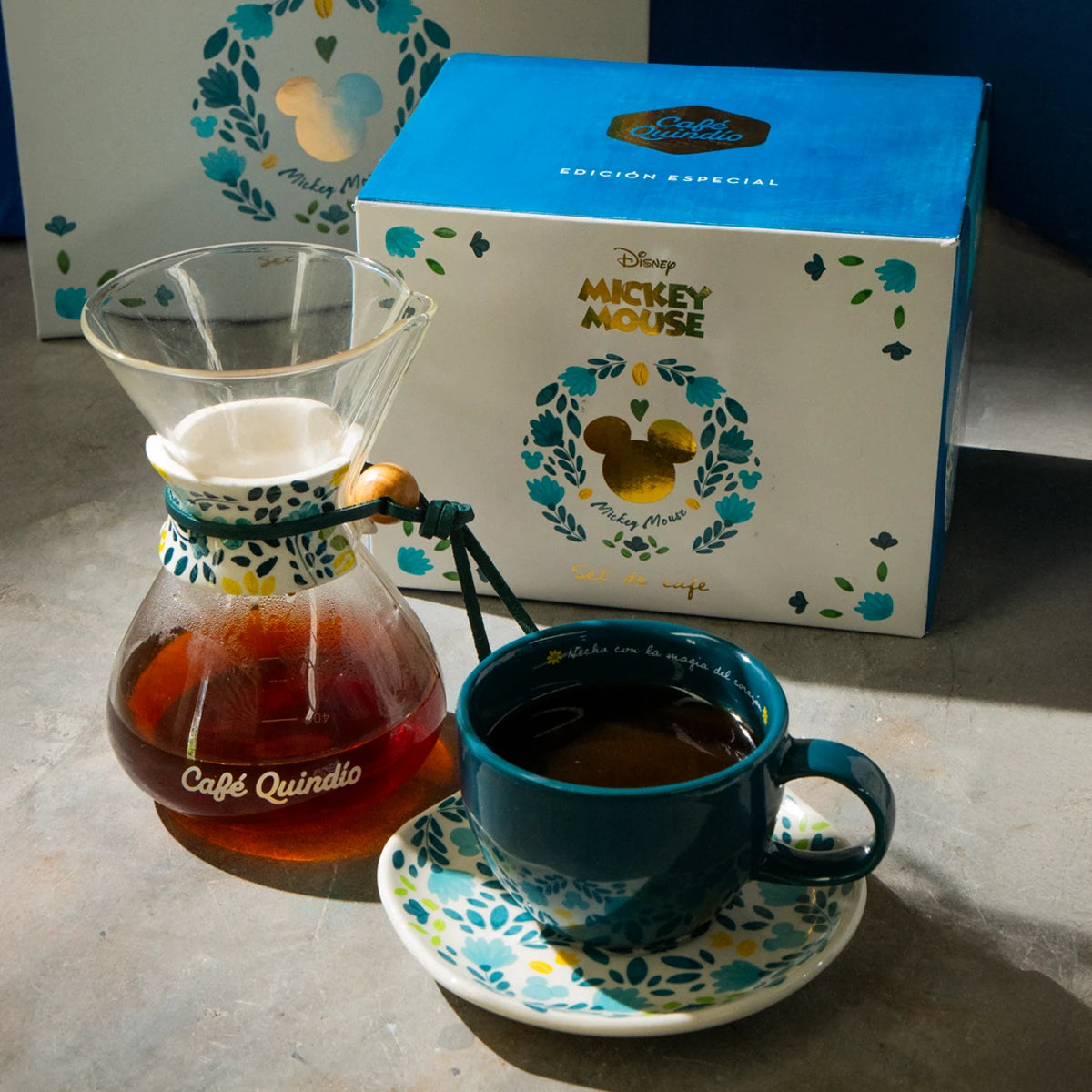 Combo Set Chemex y Vajilla inspirados en Mickey